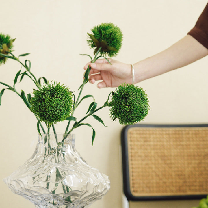 Artificial plant with realistic appearance
