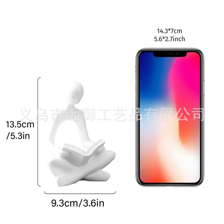 Readying Pose Decorative Figurine