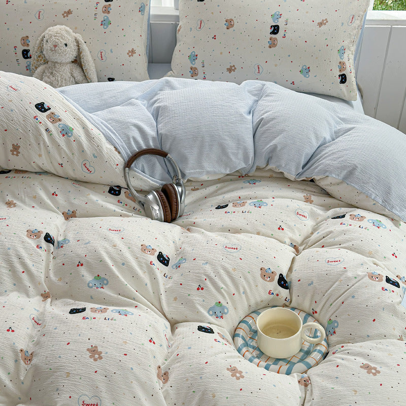 Playful Cartoon-Themed Quilt Set1792692868