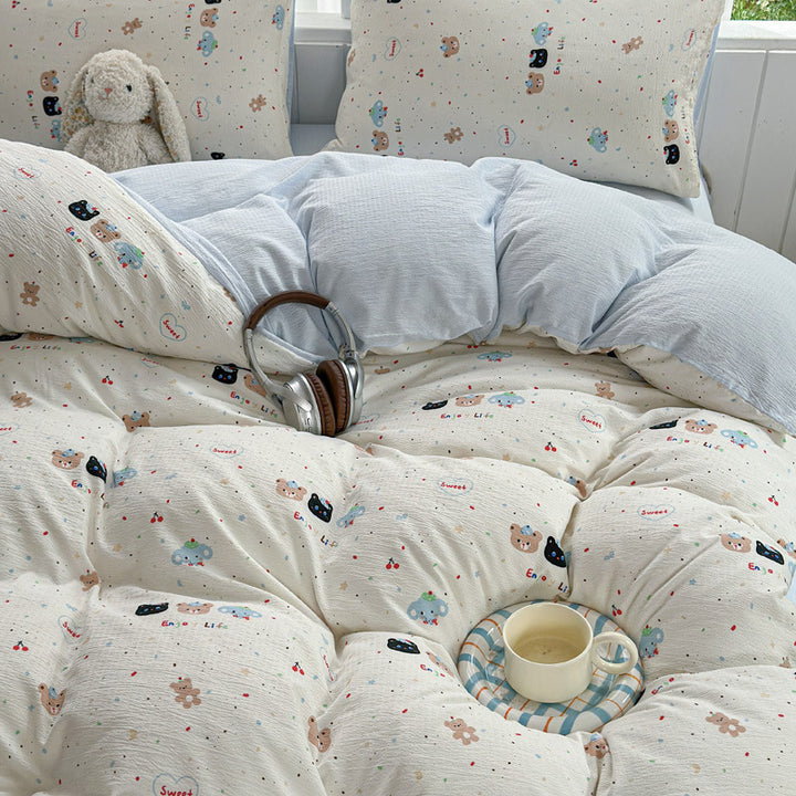 Playful Cartoon-Themed Quilt Set1792692868