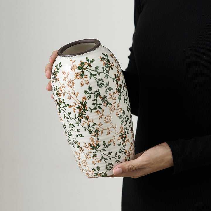 Decorative flower vase