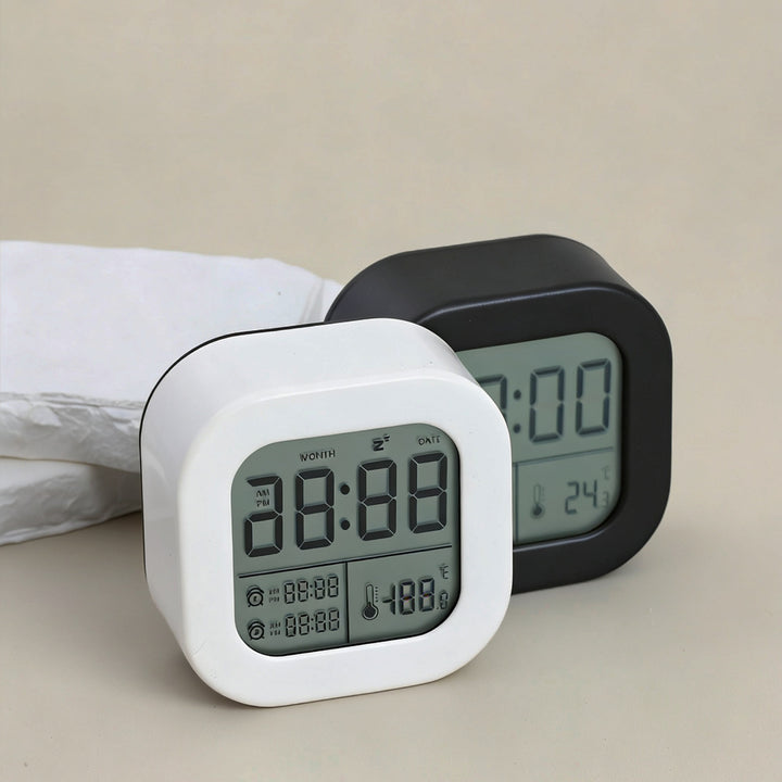 Digital kitchen timer with temperature display