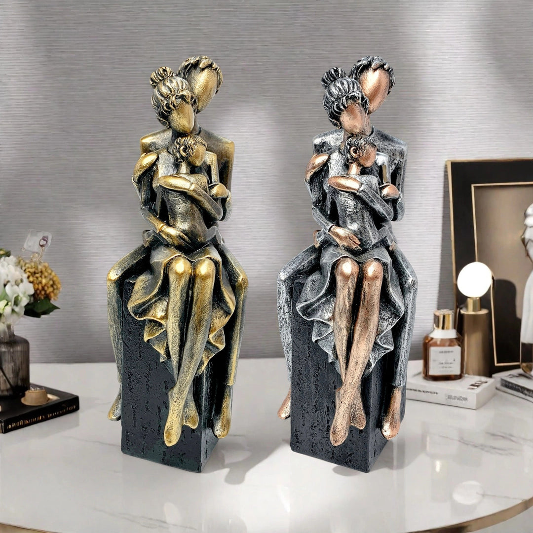 Elegant sculpture of a romantic couple