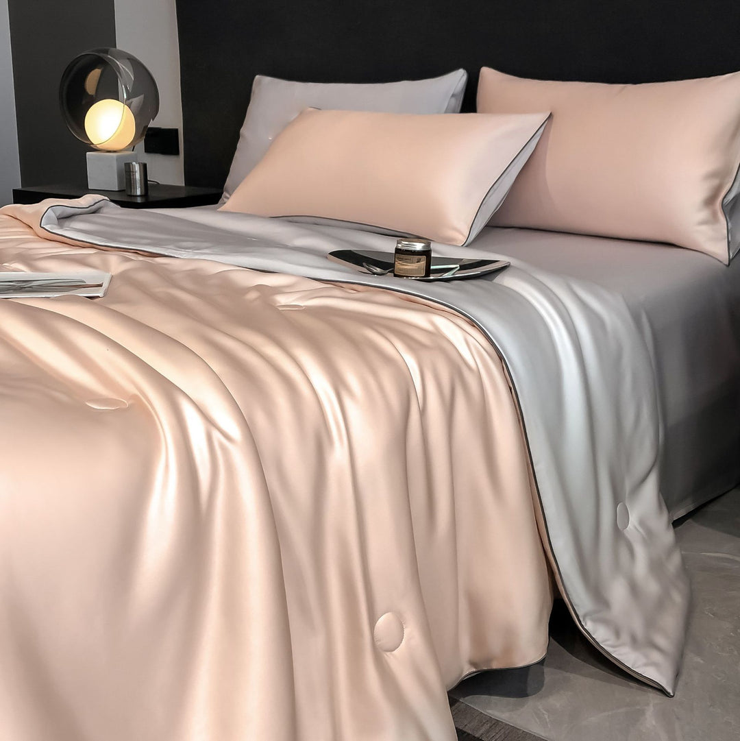 Decorative Luxurious Silk Bedding Set Avarnia