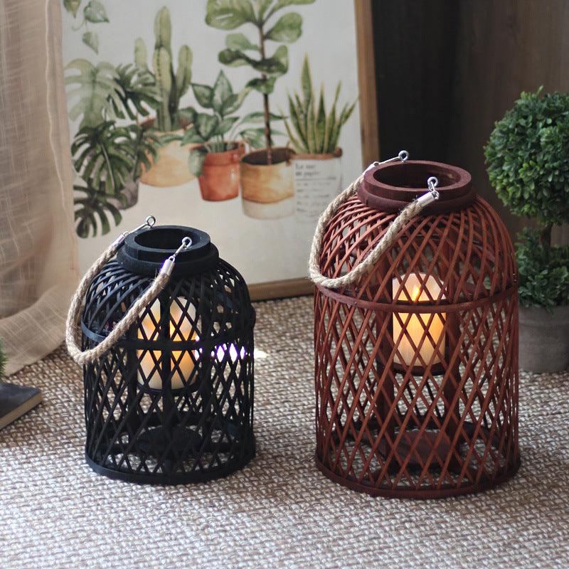 Decorative lantern made of braided material