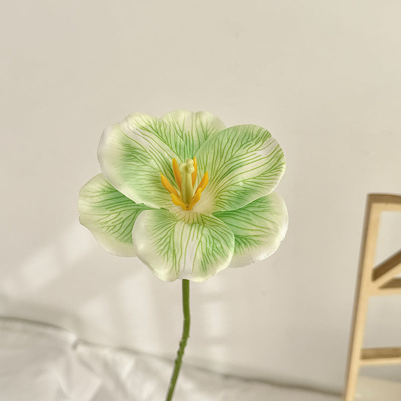 Realistic Decorative Flower