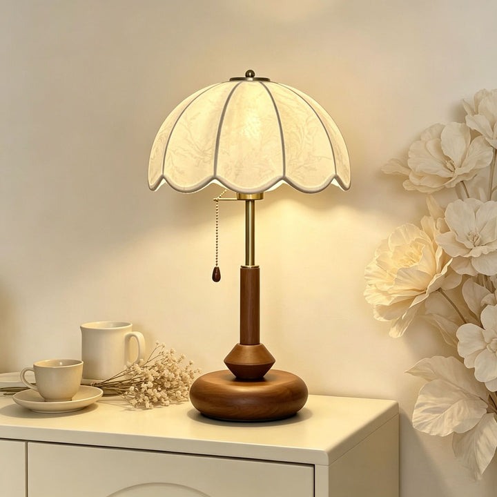 Decorative table lamp