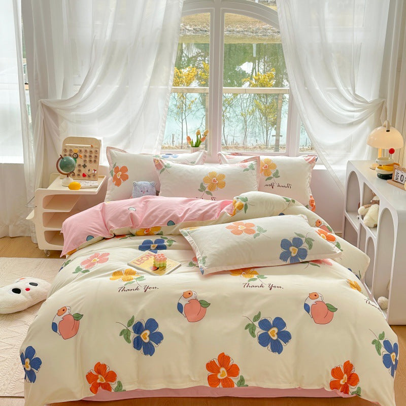 Playful Cartoon Bear Bedding Set