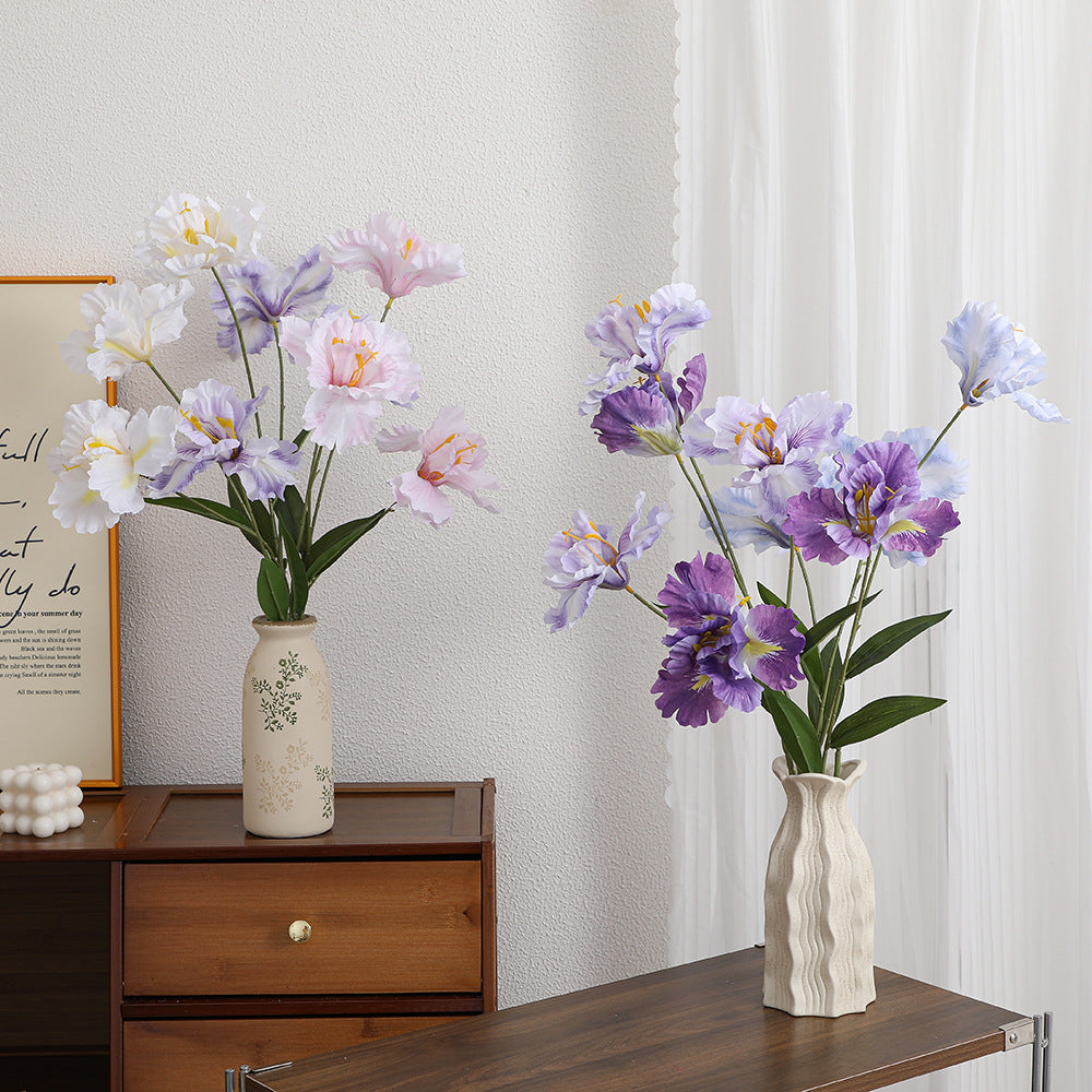 Artificial flower branch with lifelike details