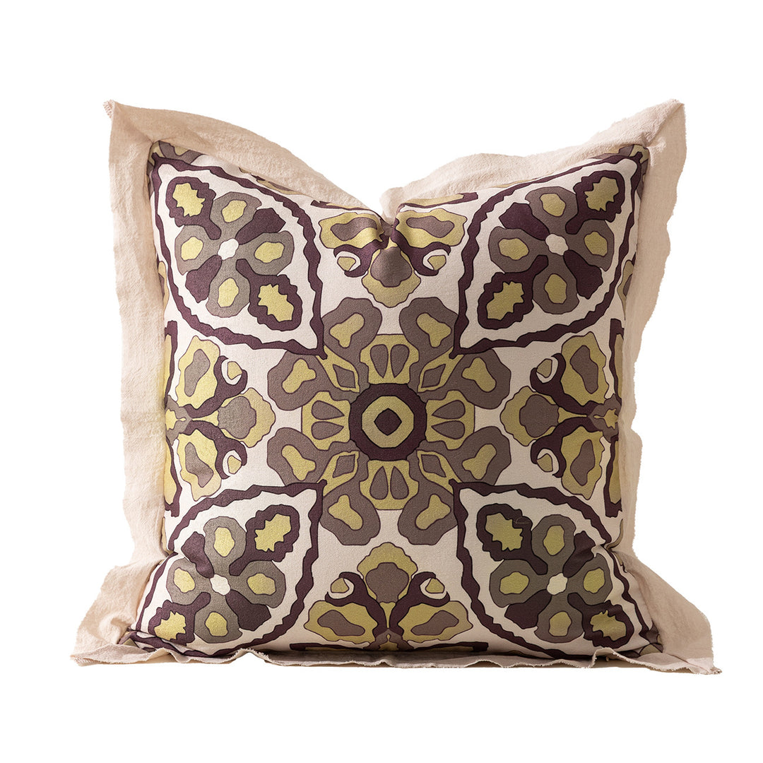 Square decorative cushion with mandala-like jacquard pattern and linen flange