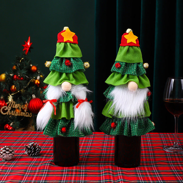 Creative bottle warmer in Christmas tree design
