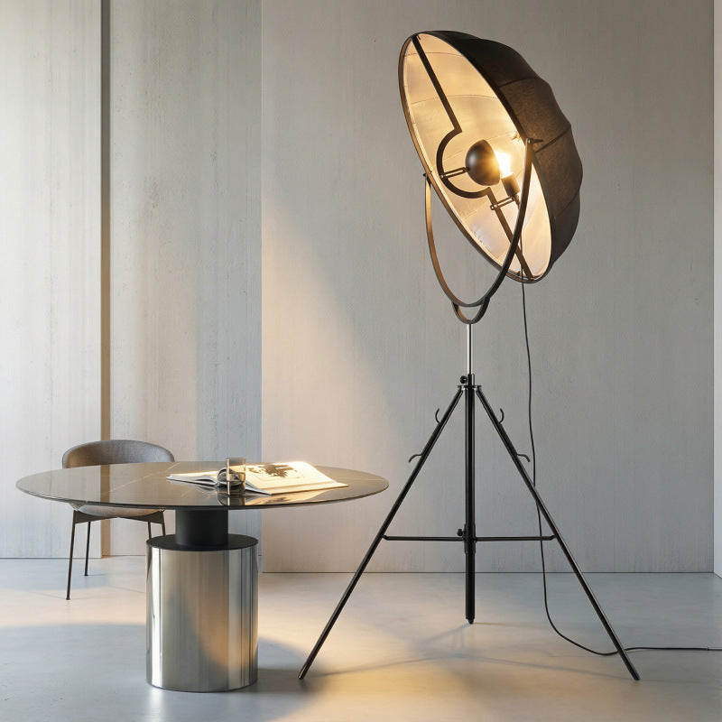 Modern adjustable floor lamp