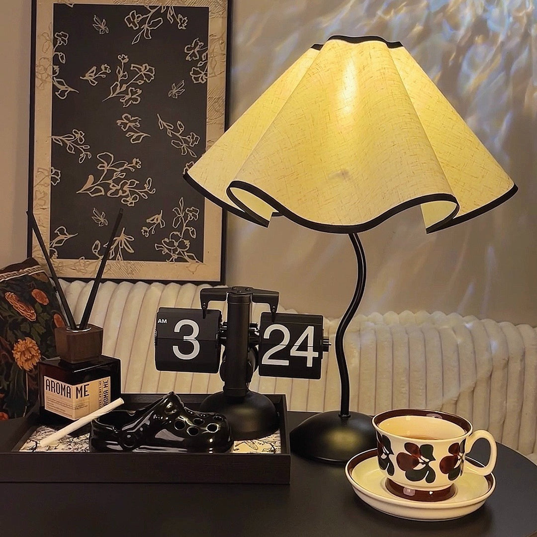 Elegant desk lamp