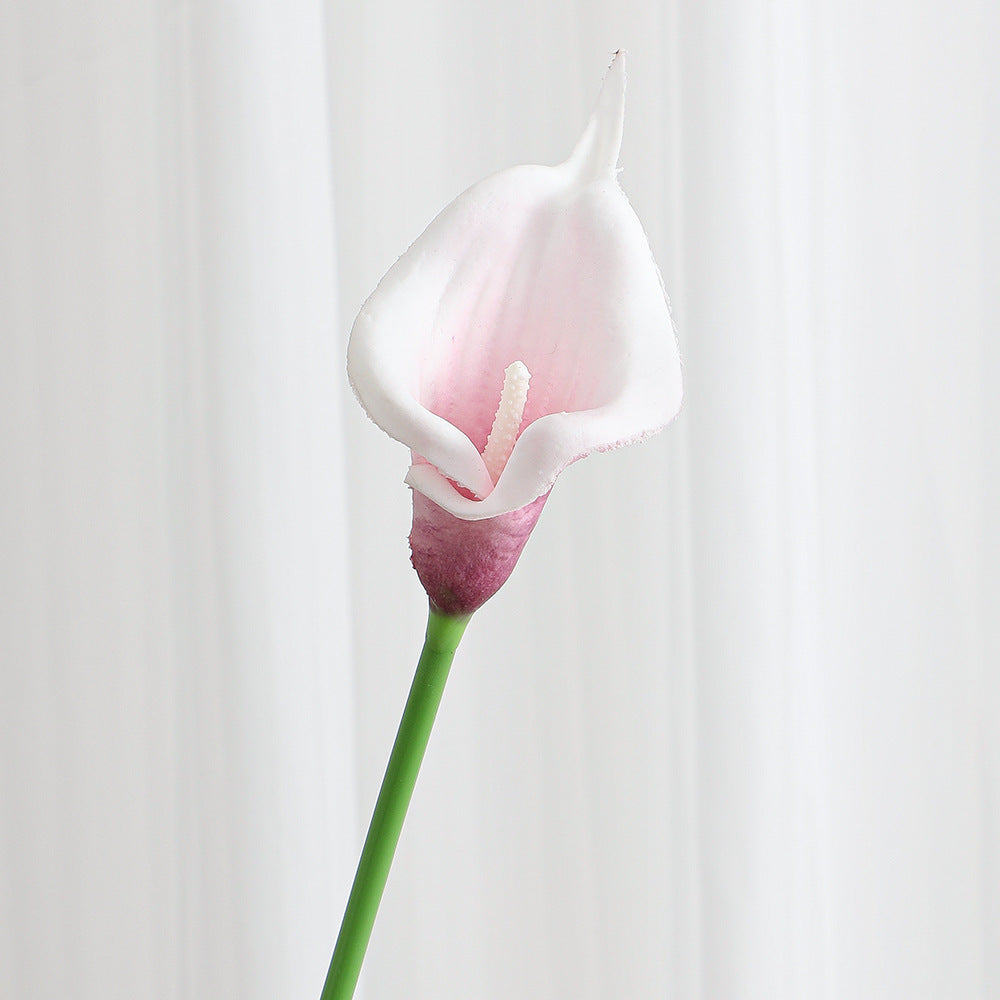 Artificial Calla Lily with meticulous craftsmanship
