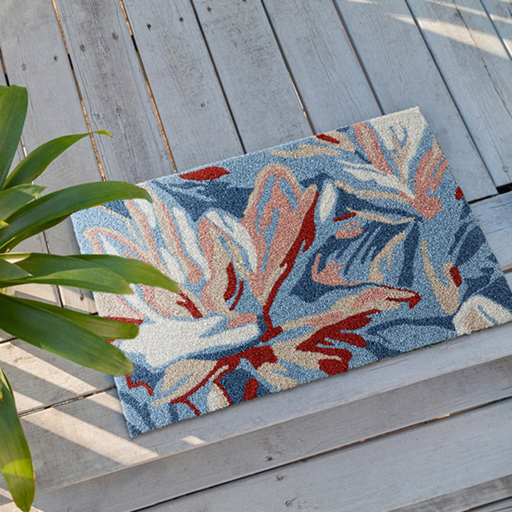 Floral bath mat made of absorbent cotton loop structure with non-slip underside