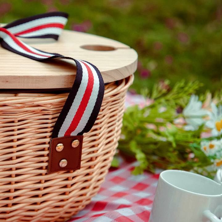 Exclusive basket with handles made of woven rattan