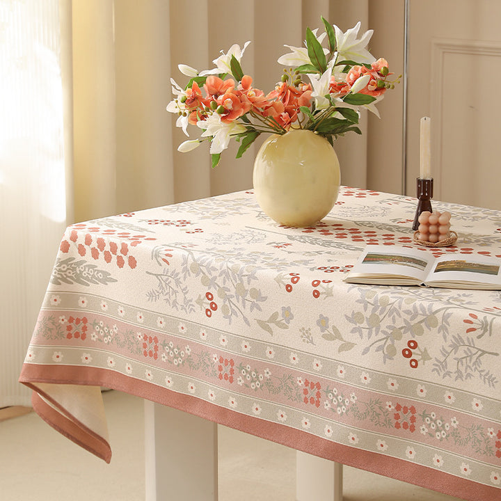 Rectangular easy-care tablecloth in floral jacquard with decorative border