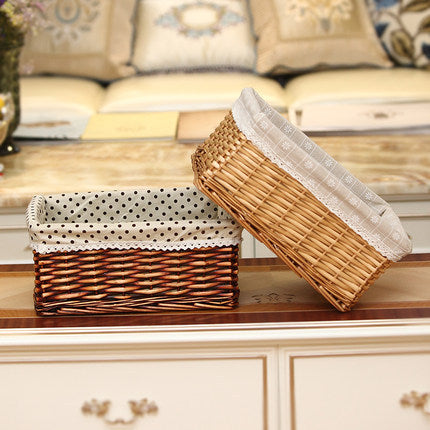 Basket with cotton lining
