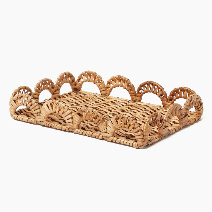 Elegant decoration basket with curved edge