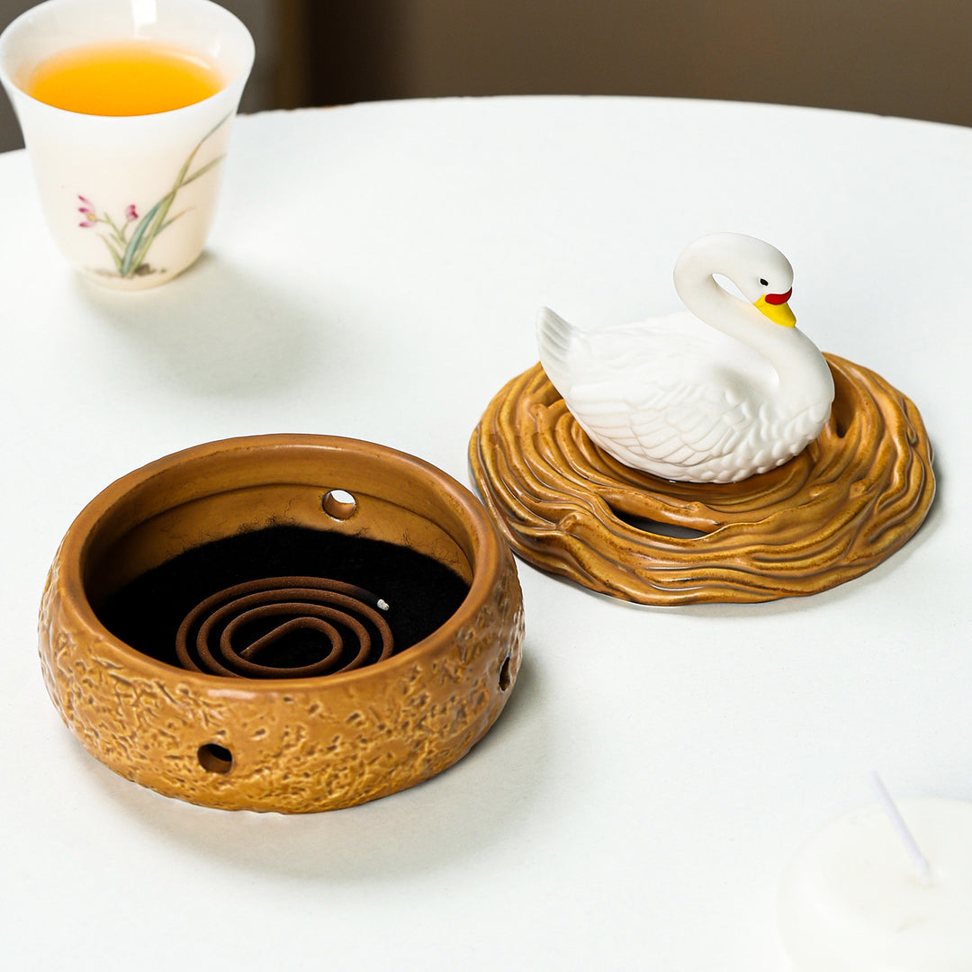 Artistic Swan Figurine