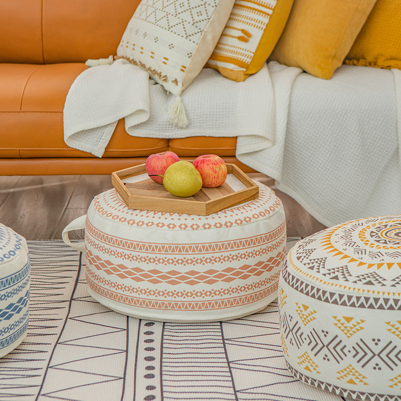 Beef seat pouf made of sturdy cotton blend with ethnic mandala print and carrying handle