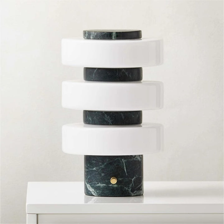 Artistic geometric pendant light