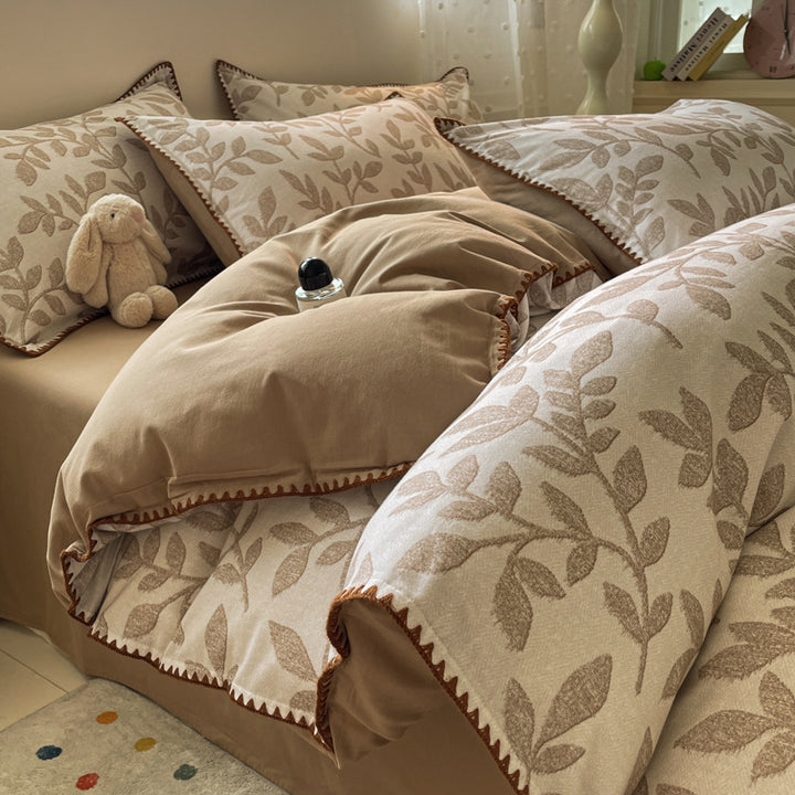 Textured Geometric Pattern Bedding Set