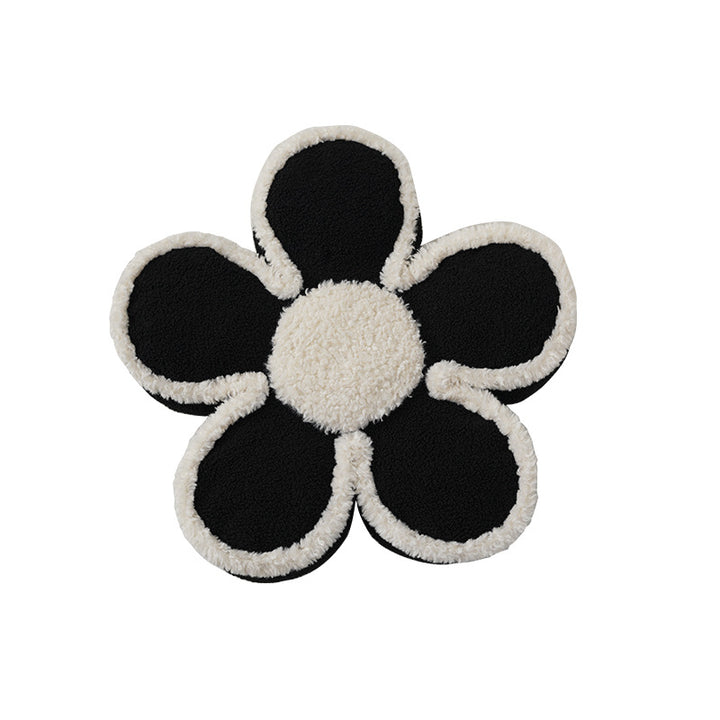 Flower-shaped bouclé rug floral cozy carpet