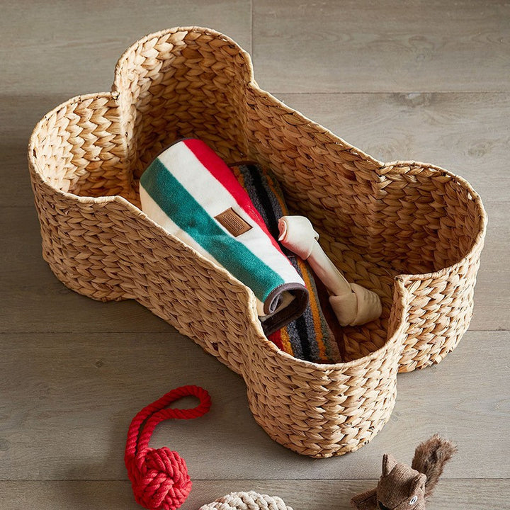 Decorative storage basket in bone design