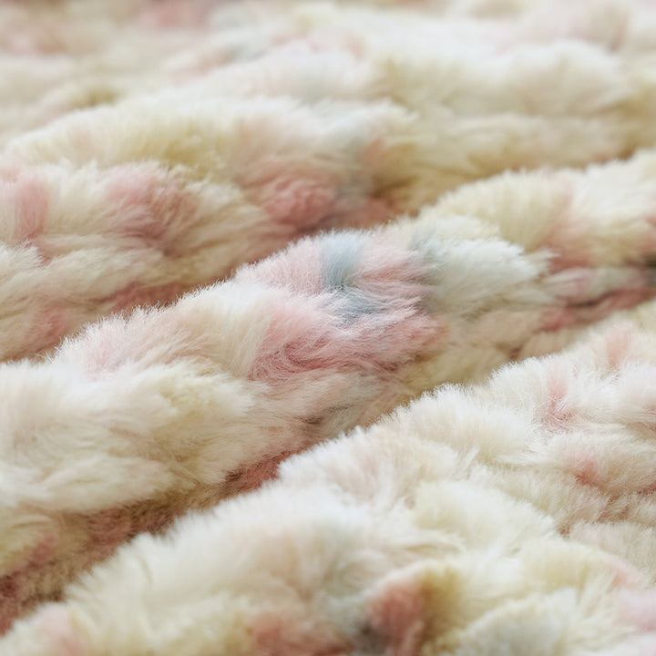 Square decorative cushion made of soft faux fur with inner cushion