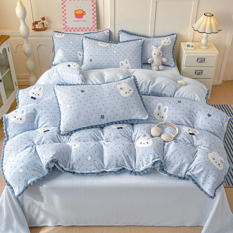Plush Floral Print Bedding Set