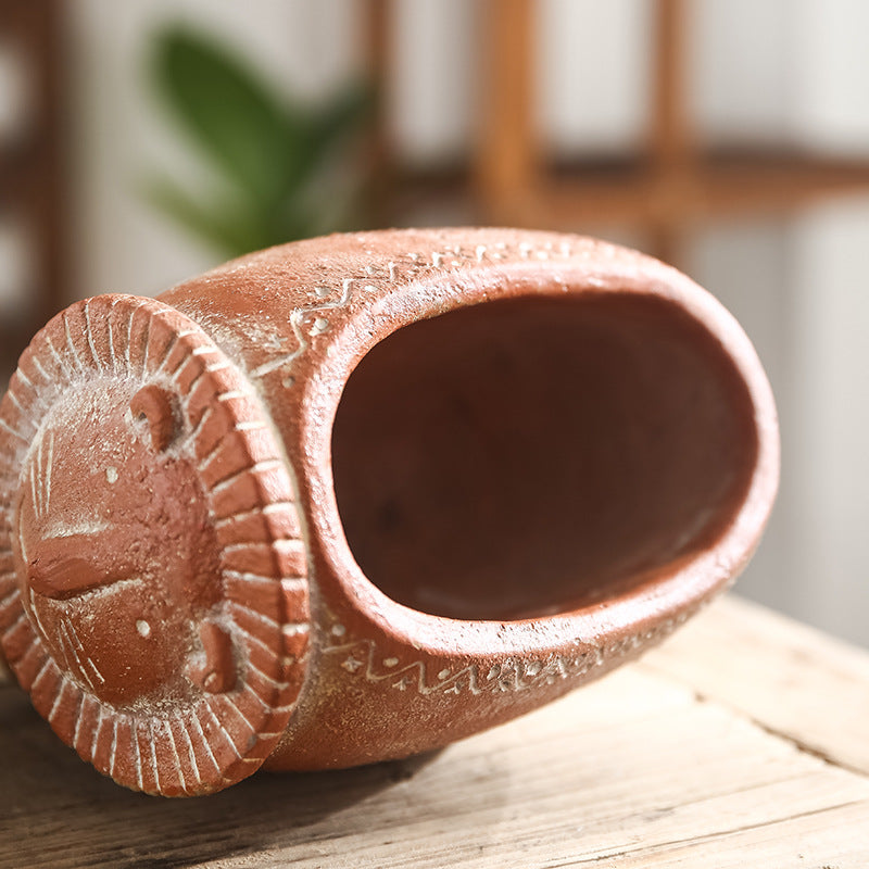 Decorative flower pot