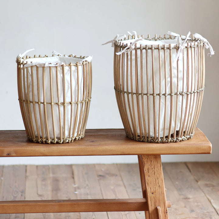Decorative basket with cotton lining
