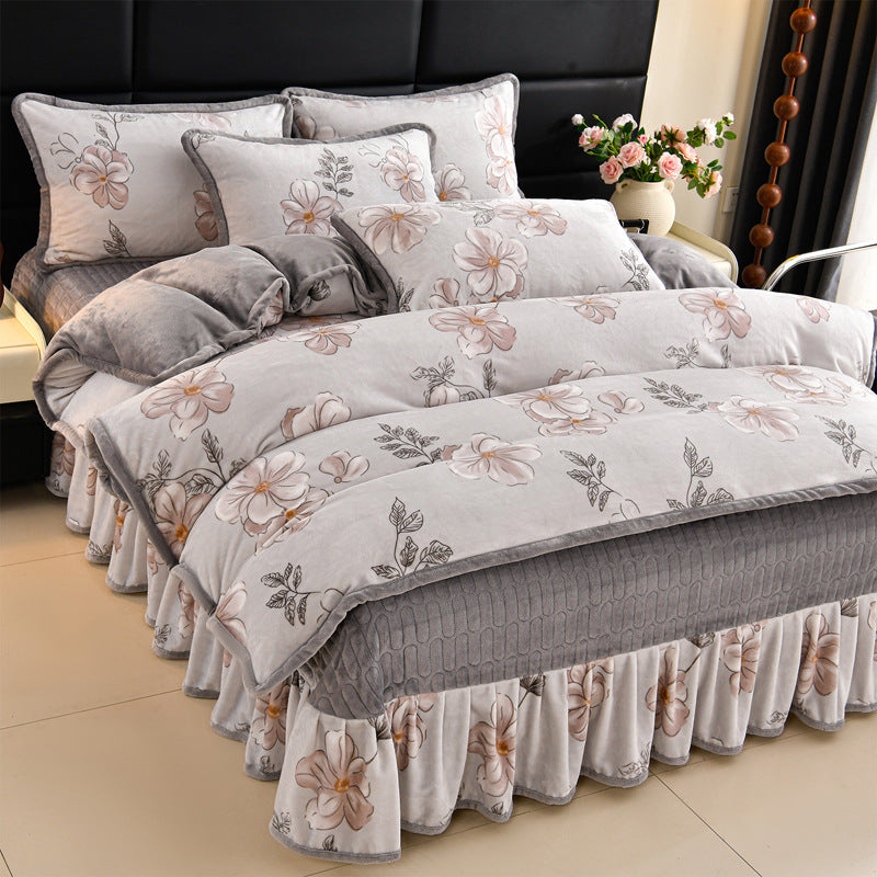 Luxurious Floral Embroidered Bedding Set