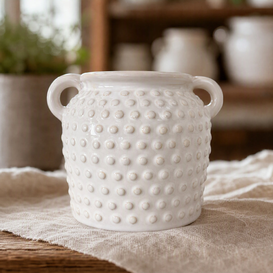 Elegant ceramic container with patterns