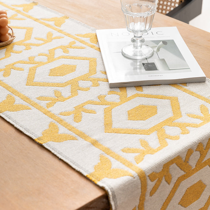Modern cotton table runner with geometric line jacquard