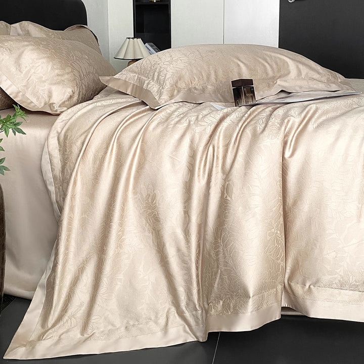 Decorative Luxurious Embroidered Silk Bedding Set Avarnia