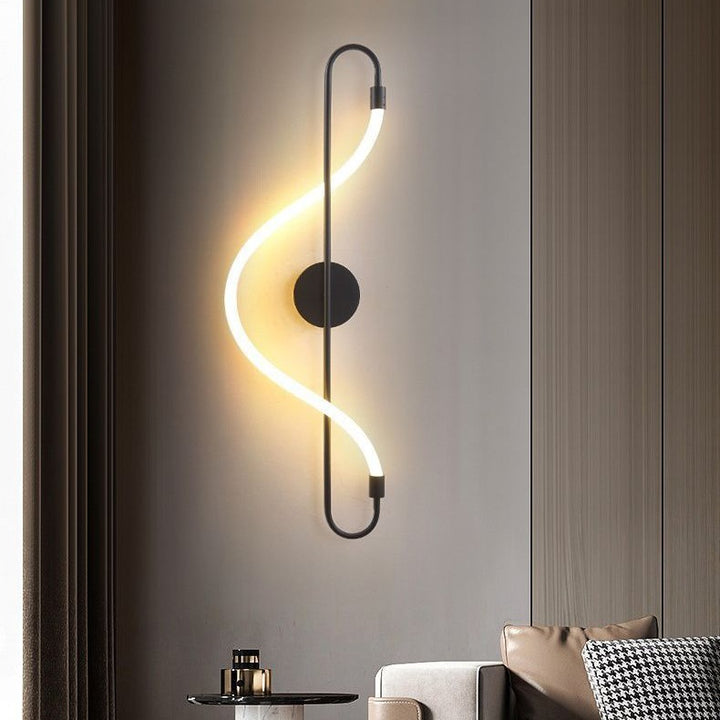 Contemporary wall lamp