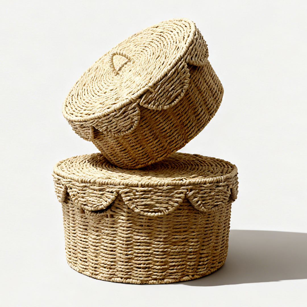 Rustic storage basket with lid