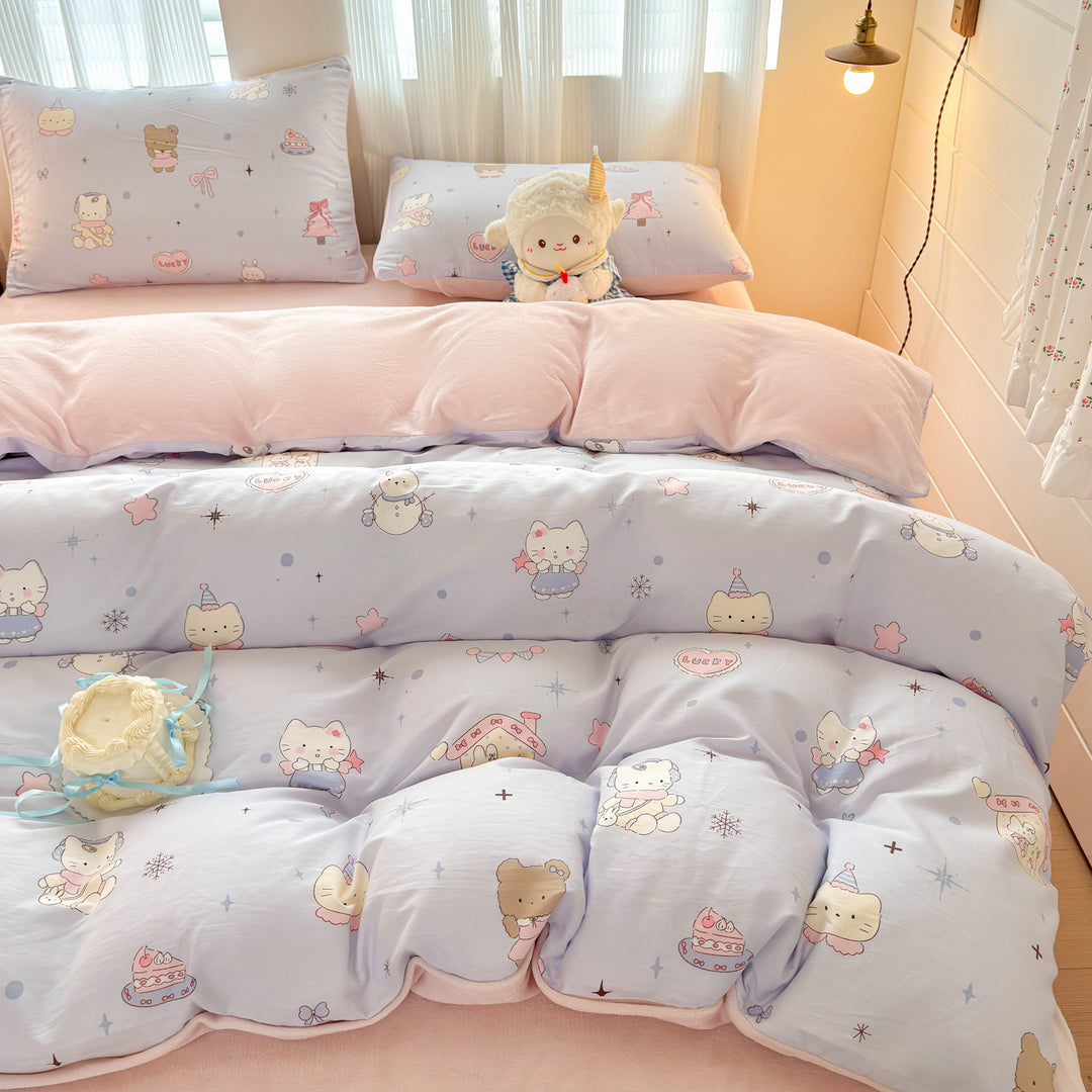 Fun Cartoon-Themed Quilt Set