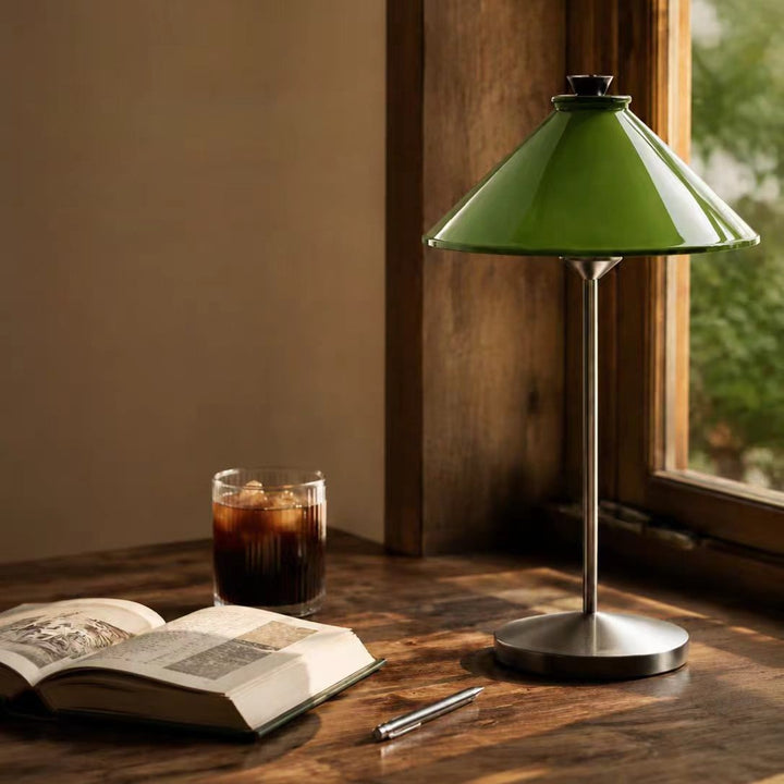 Contemporary adjustable table lamp