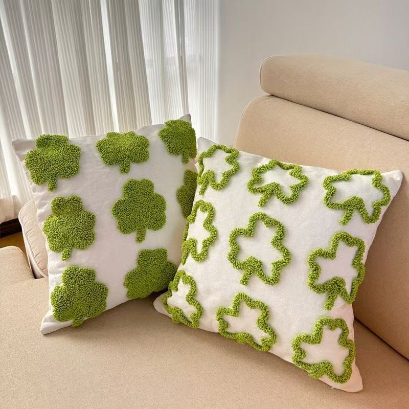 Textured Clover Pattern Throw Pillow