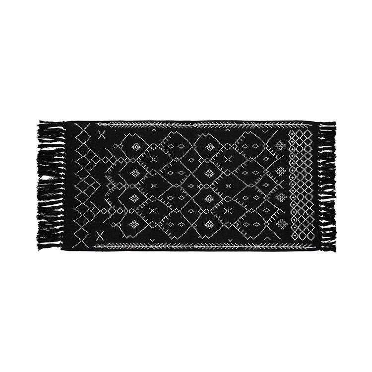 Flat-woven entrance and living room rug with Moroccan diamond jacquard and decorative fringes