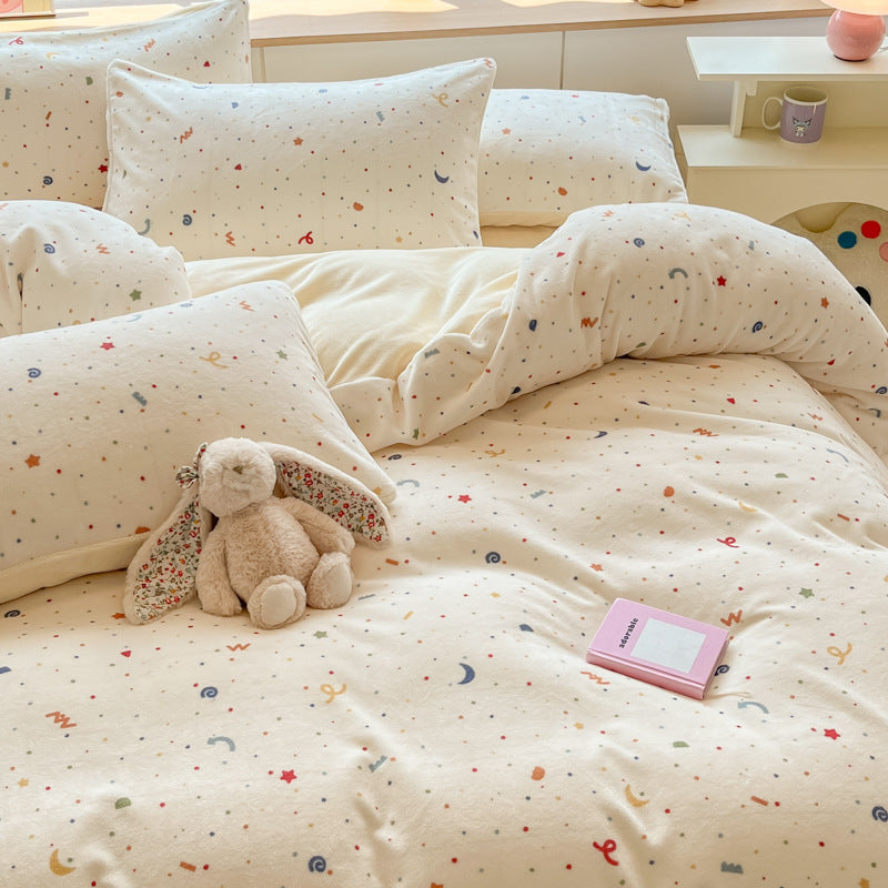 Cute Cartoon Patterned Comforter Set