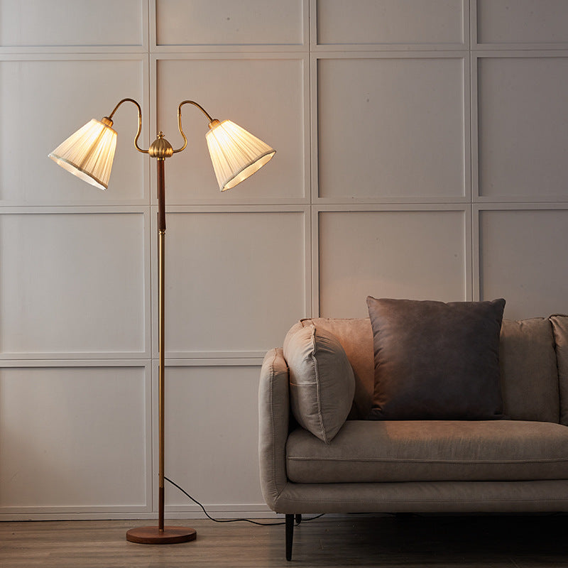 Classic two-tone floor lamp