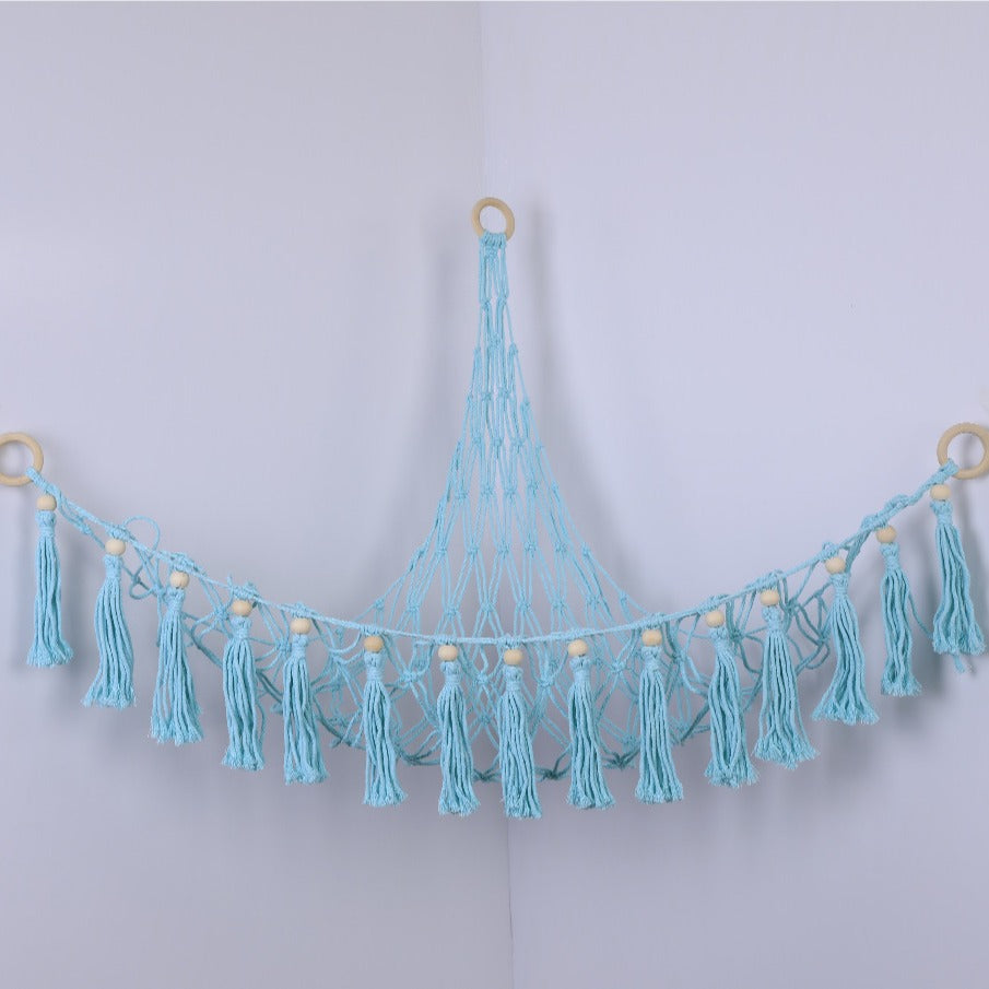 Hanging fruit net