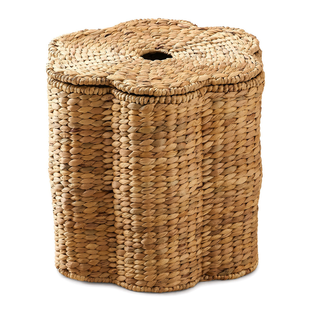 Chair made of braided natural material