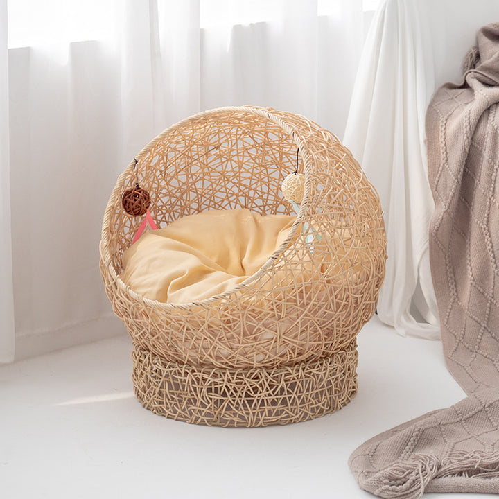 Cozy cat bed made of handwoven natural material