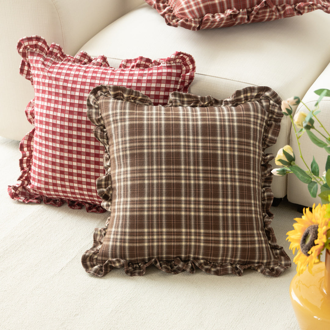 Square decorative cushion cover with ruffles and Vichy check