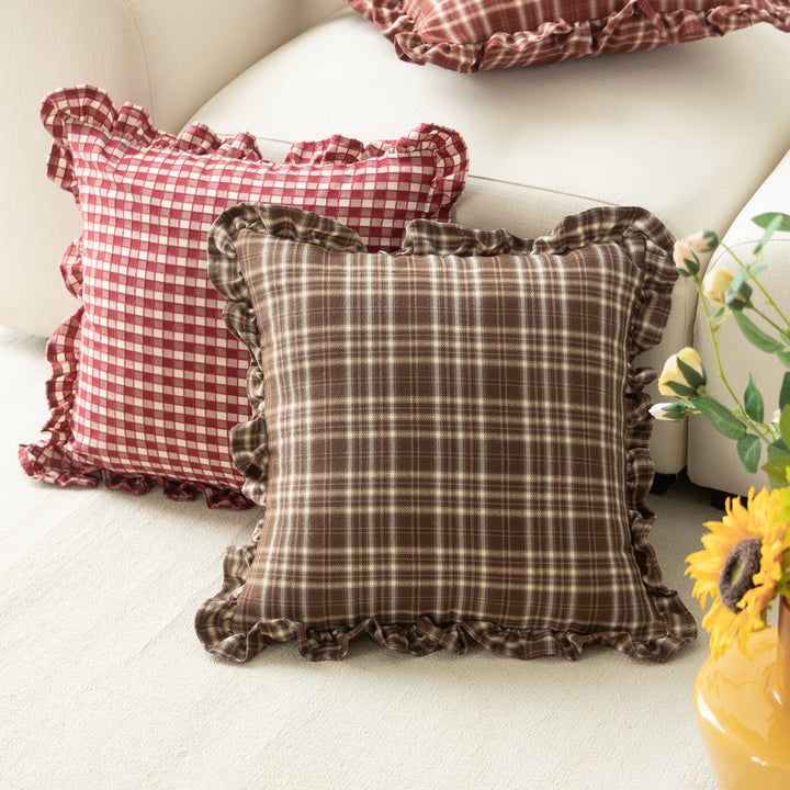 Square decorative cushion cover with ruffles and Vichy check
